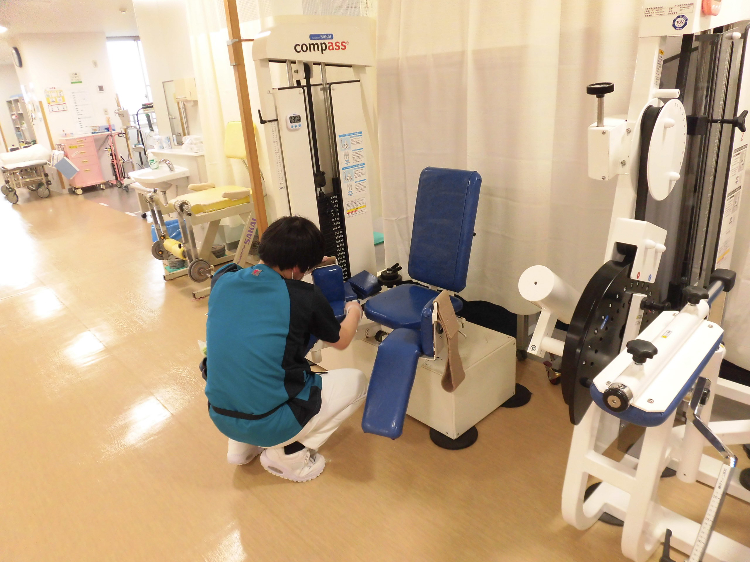 リハビリ室機器清掃